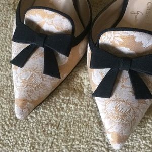 Te casan Limited Edition (#4/30). Size 36.